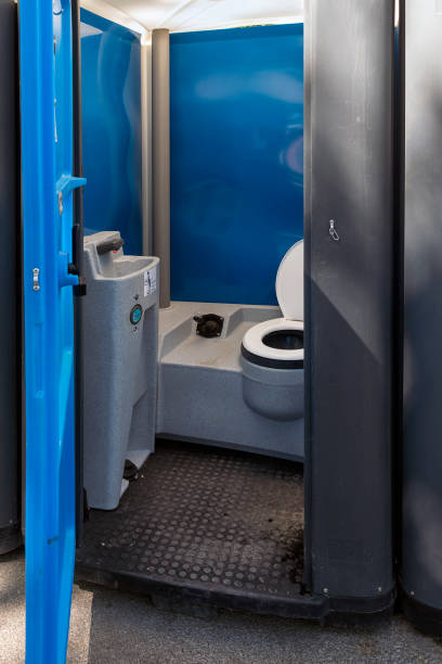 Best Portable restroom trailer rental  in Cut Bank, MT